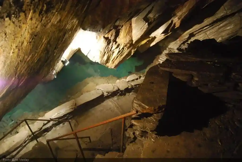 Galeries souterraines d'Ardois'Alle, mine de schiste d'Alle-sur-Semois