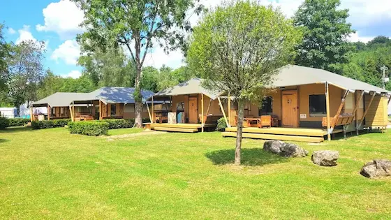Camping ★★★★ — Province de Luxembourg · Domaines nature